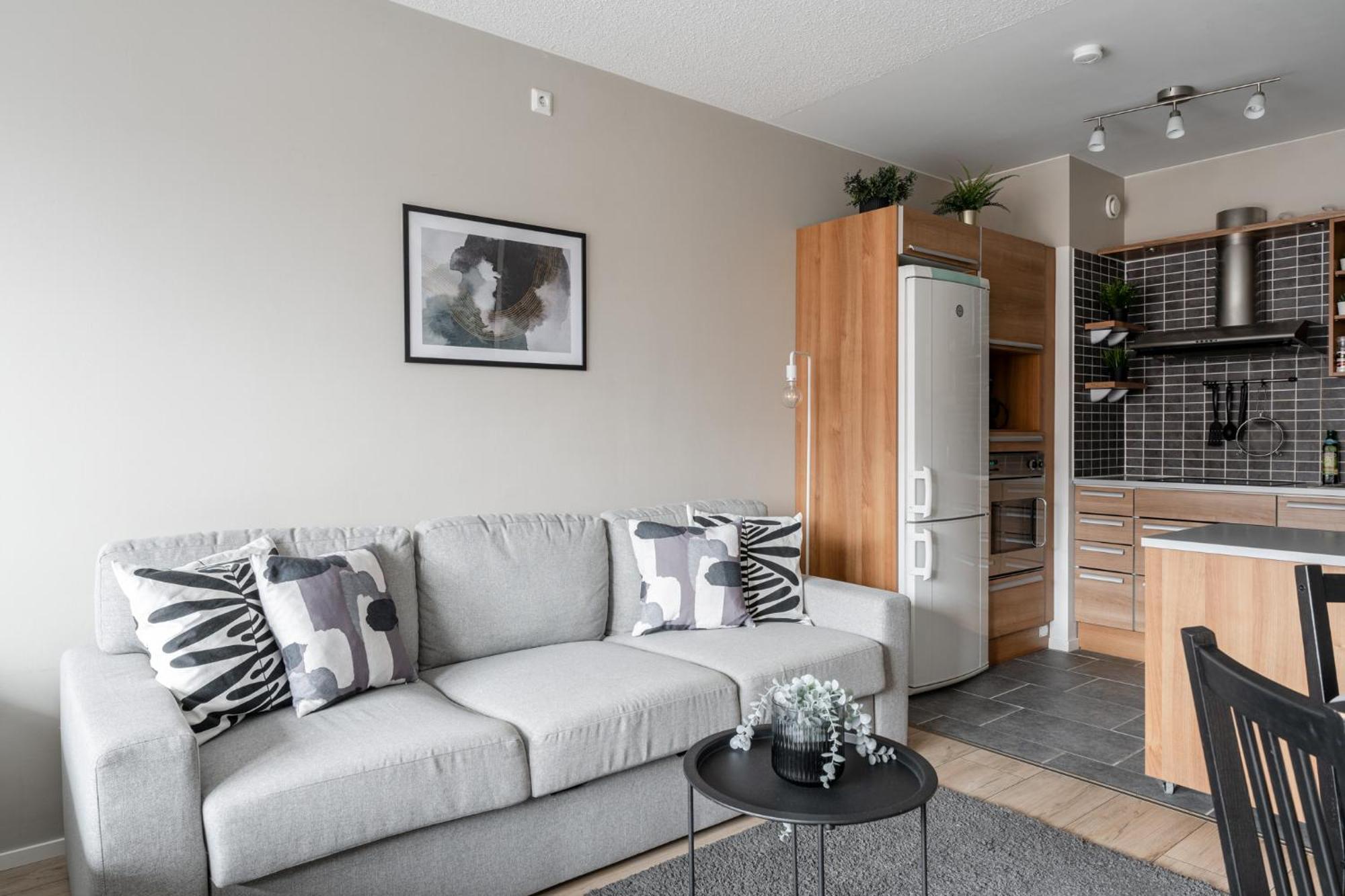Heartful 1Br Apartment With Balcony Next To Railway Station - Hosted By 2Ndhomes Tampere Ngoại thất bức ảnh