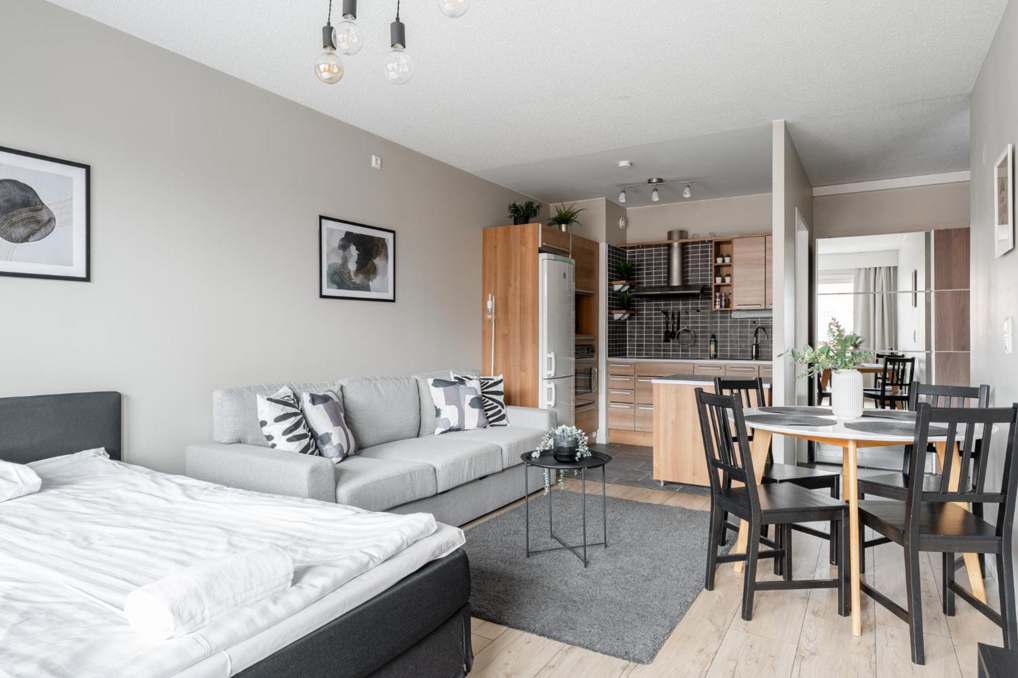Heartful 1Br Apartment With Balcony Next To Railway Station - Hosted By 2Ndhomes Tampere Ngoại thất bức ảnh
